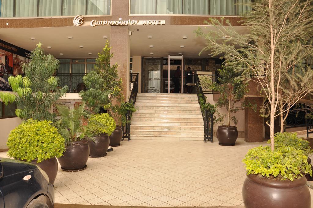 Ambassador Hotel Аддис-Абеба Экстерьер фото