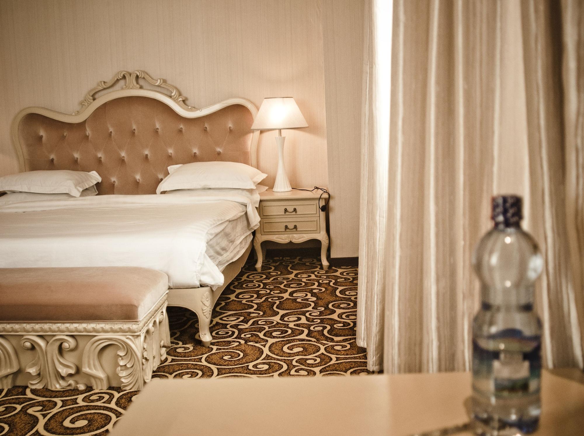 Ambassador Hotel Аддис-Абеба Экстерьер фото