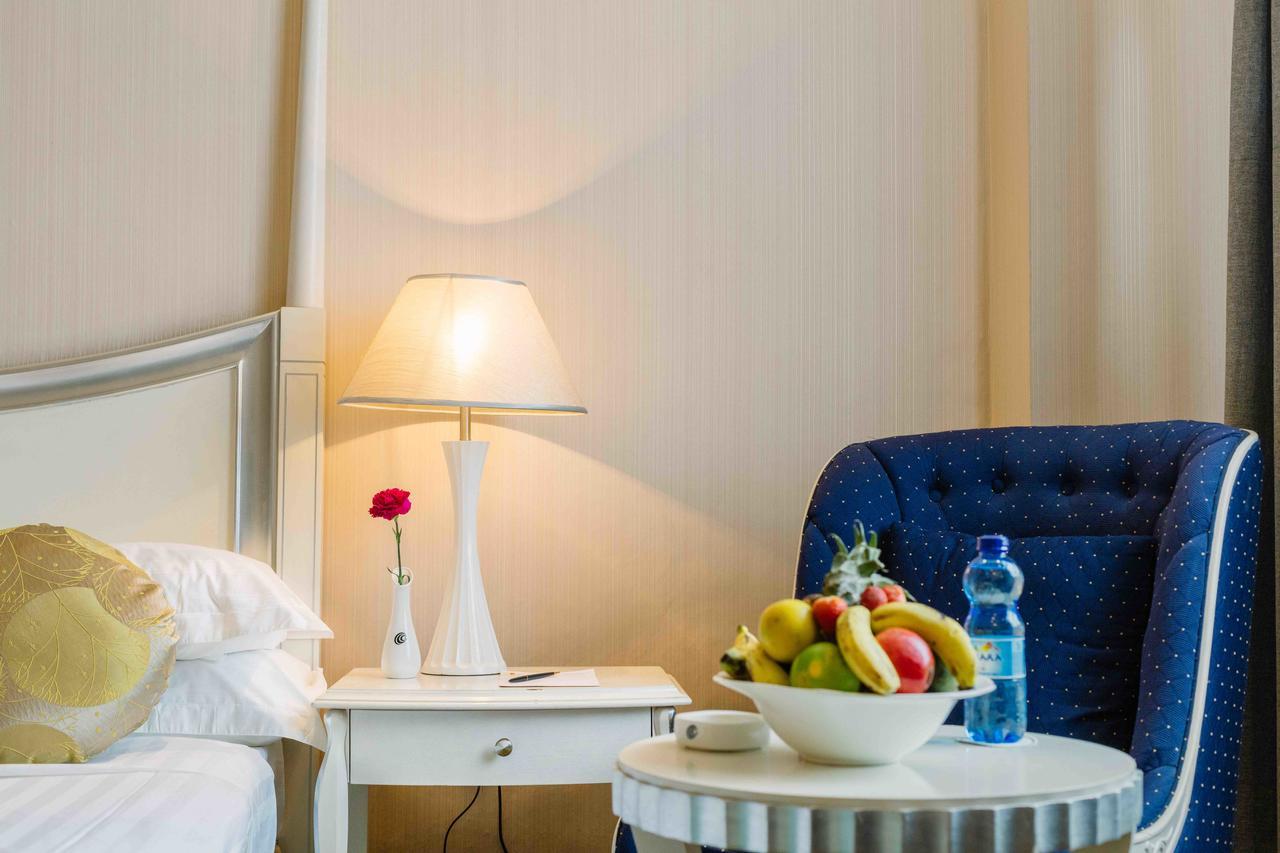 Ambassador Hotel Аддис-Абеба Экстерьер фото